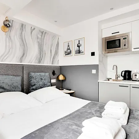 Comfort For 2p With A-c - Near Montmartre